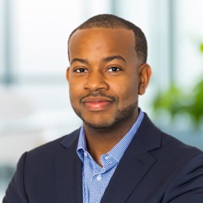 Headshot of Terry Parham Jr, CFP® ChFC® CLU® RICP® WMCP®