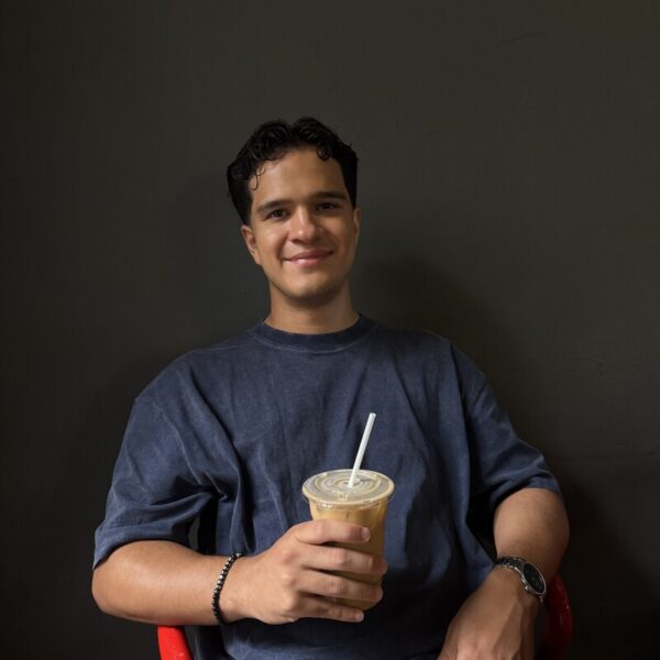 Headshot of Louis Guajardo, CFP®